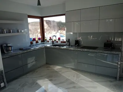 MRSTONE · Kamieniarz · Zakład kamieniarski